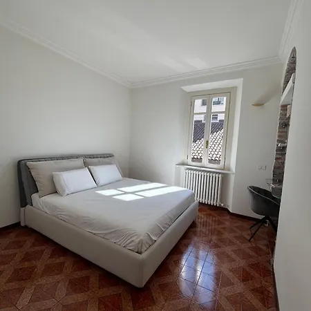 Ilnanoacomo, Holidayapartment In The Heart Of Apartment Como